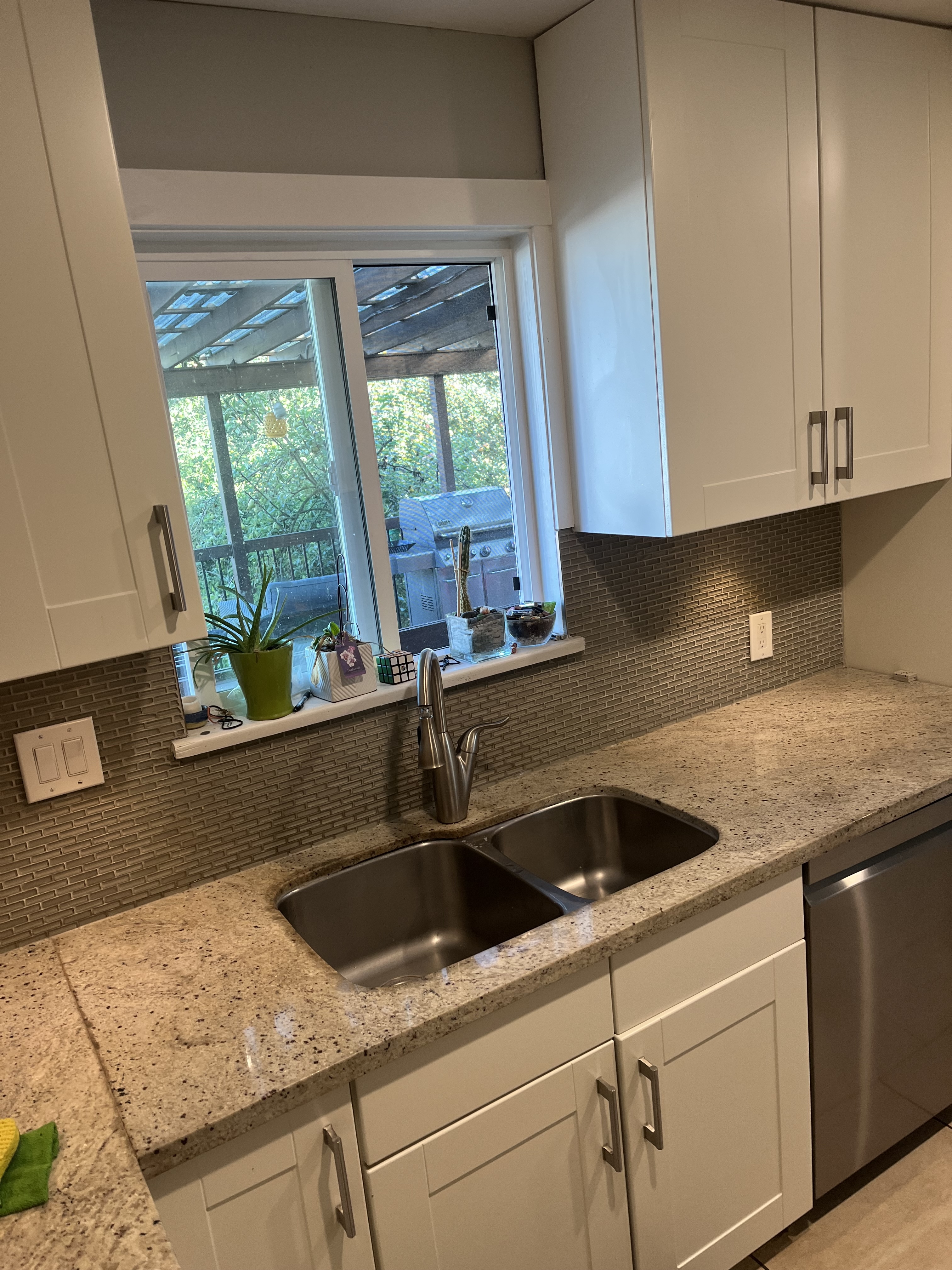 Kitchens, Bathrooms & Flooring